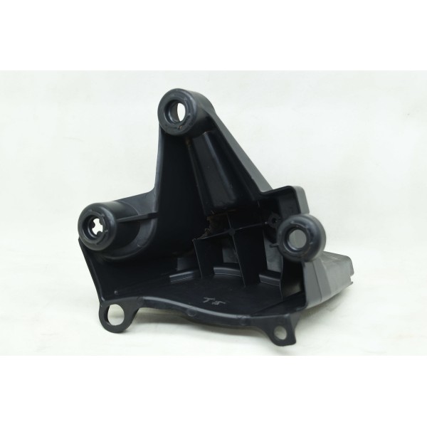 Guia Suporte Lanterna Traseira Esquerda Peugeot 3008 Thp