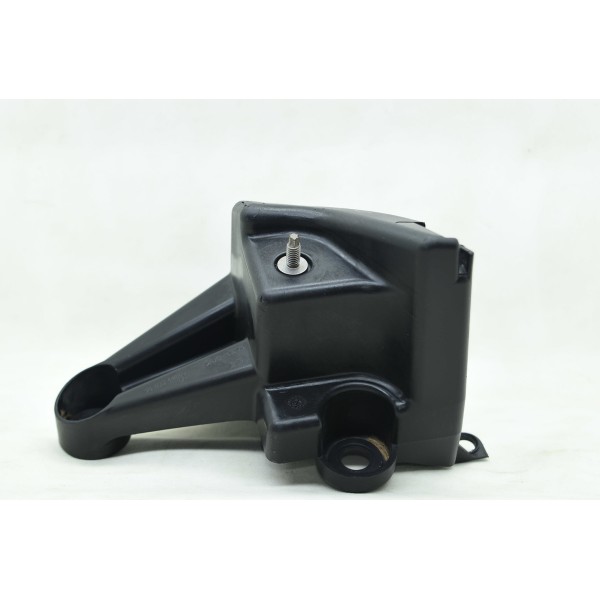 Guia Suporte Lanterna Traseira Esquerda Peugeot 3008 Thp