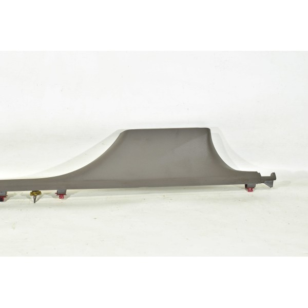 Soleira Dianteira Direita Marrom Sedan Cruze Ltz 1.4 2017 Vermelho