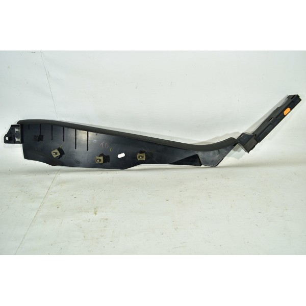 Acabamento Direito Banco Traseiro Citrôen C4 Lounge Thp