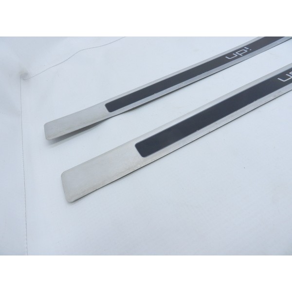 Par Soleira Porta Dianteira Vw Up Tsi 1.0 Move 2018