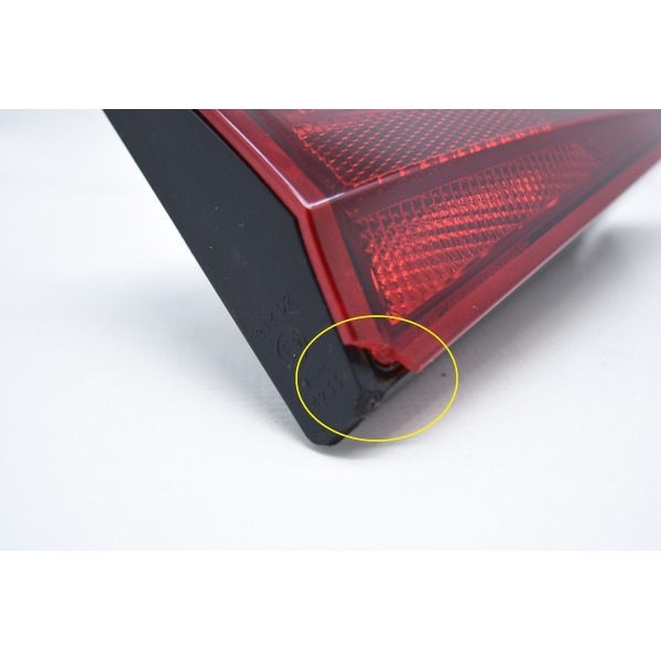 Lanterna Tampa Porta Malas Esquerda Vw Virtus Msi 1.6-descr. Esquerdo Vermelho