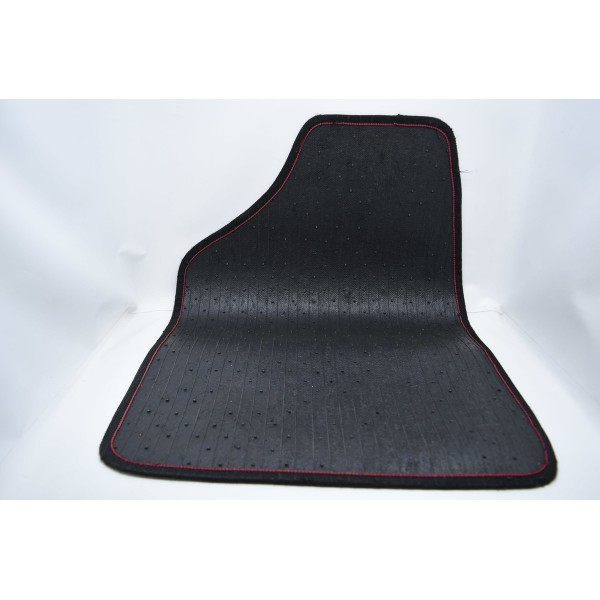 Tapete Dianteiro Direito Vw Virtus Msi 1.6 Preto