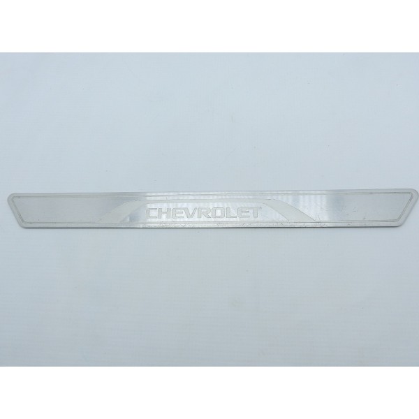 Par Soleira Chevrolet Porta Dianteira Gm Tracker Ltz 1.4 17 Branco