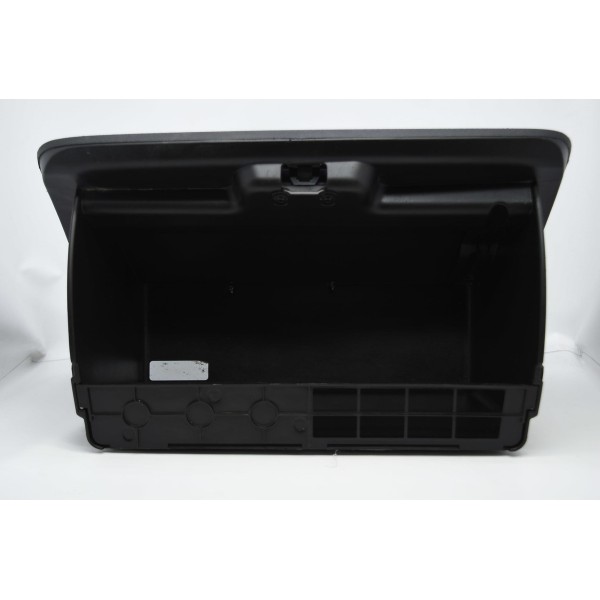 Tampa Porta Luvas Gm Tracker 1.4 Turbo