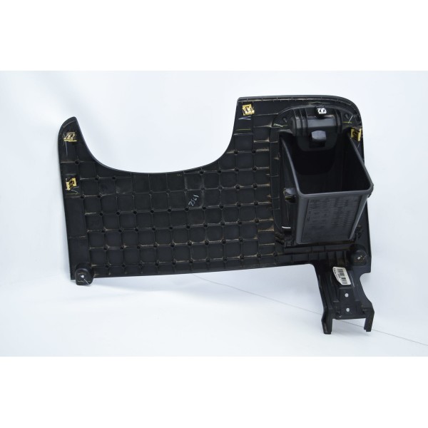 Moldura Porta Treco Inferior Painel Esquerdo Gm Tracker 1.4