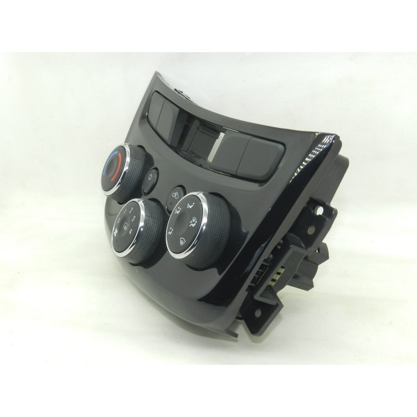 Comando Ar Condicionado Gm Tracker Ltz 1.4