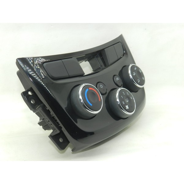 Comando Ar Condicionado Gm Tracker Ltz 1.4