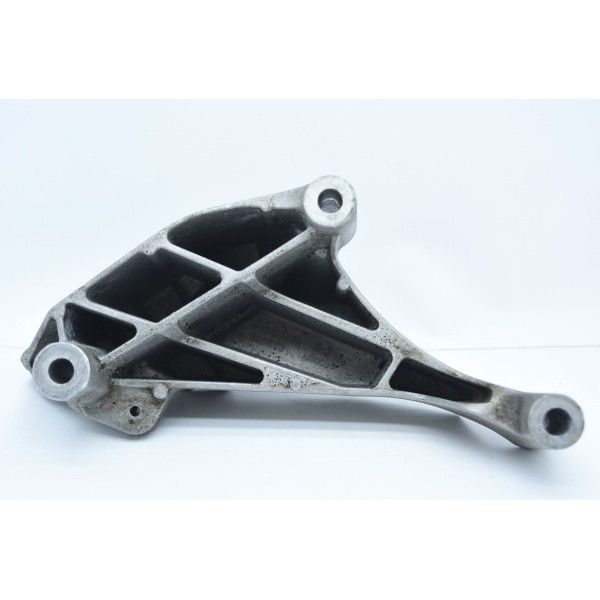 Suporte Base Coxim Dianteiro Motor Direito Gm Tracker 1.4 17