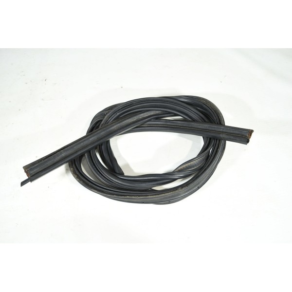 Borracha Vedação Porta Malas Jetta 2.0 Tsi