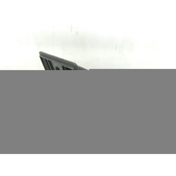 Guia Parachoque Traseira Esquerda Jetta 2.0 Tsi