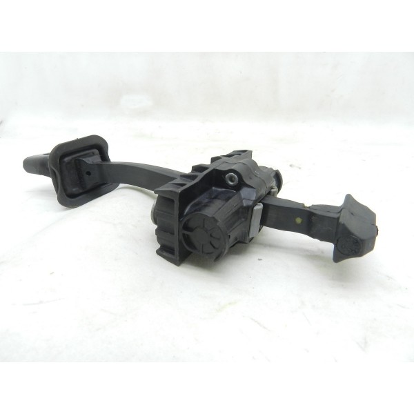 Limitador De Porta Dianteiro Direito Virtus Tsi 1.0