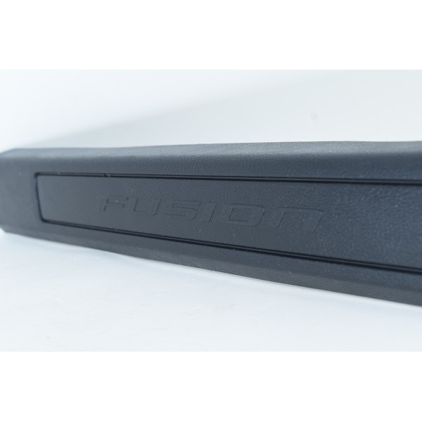 Soleira Dianteira Esquerda Fusion Titanium Ecoboost 2.0 18 Preto