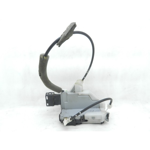 Trava Elétrica Traseira Esquerda Porta Peugeot 3008 1.6