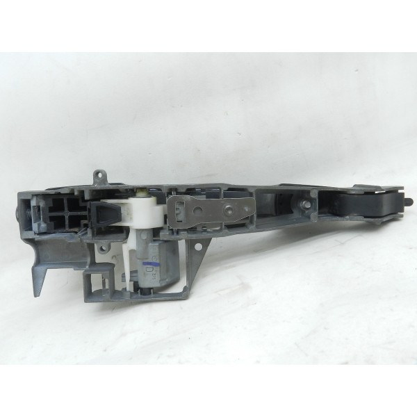 Macaneta Externa Dianteira Direita Peugeot 3008 Thp 1.6 2010 Preto