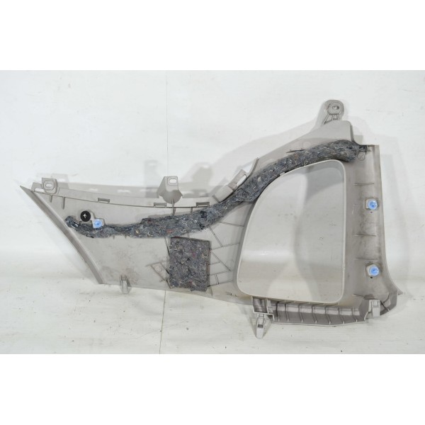 Acabamento Coluna Traseira Esquerda Peugeot 3008 2011