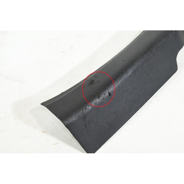 Soleira Dianteira Esquerda Jac J6 1.5 - Descrição