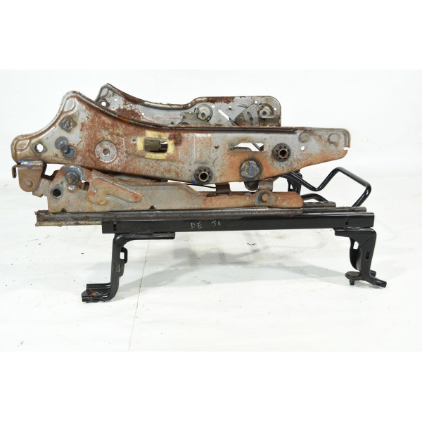 Trilho Banco Dianteiro Motorista Jac J6 1.5 2011