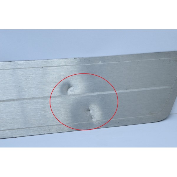 Soleira Prata Dianteira Esquerda Jac J5 1.5 2011 Descrição