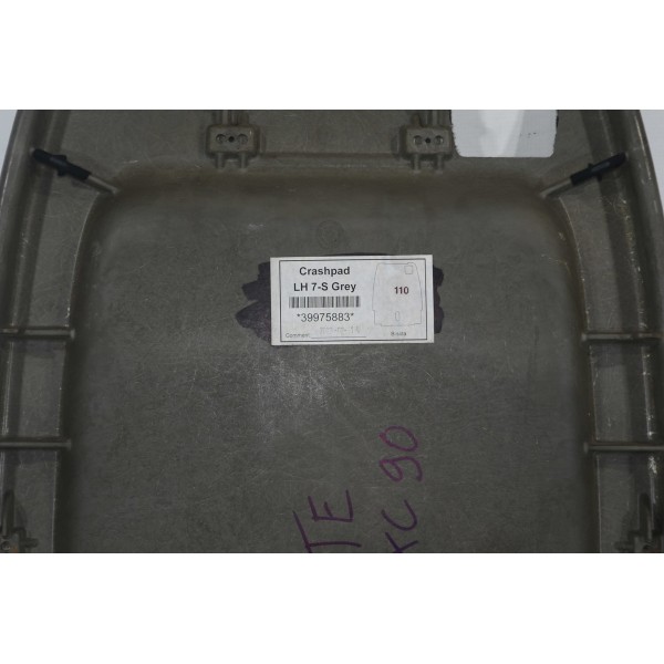 Acabamento Traseira Banco Motorista Volvo Xc90 2.9 Awd 2004 Preto