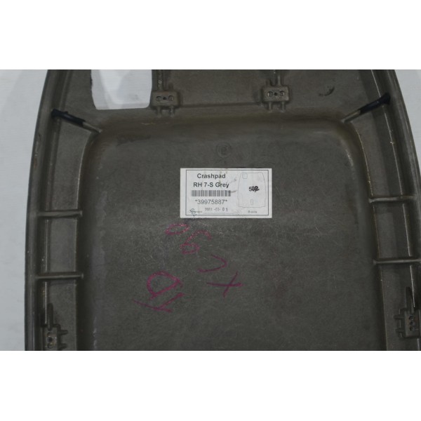 Acabamento Traseira Banco Direito Volvo Xc90 2.9 Awd 2004 Preto