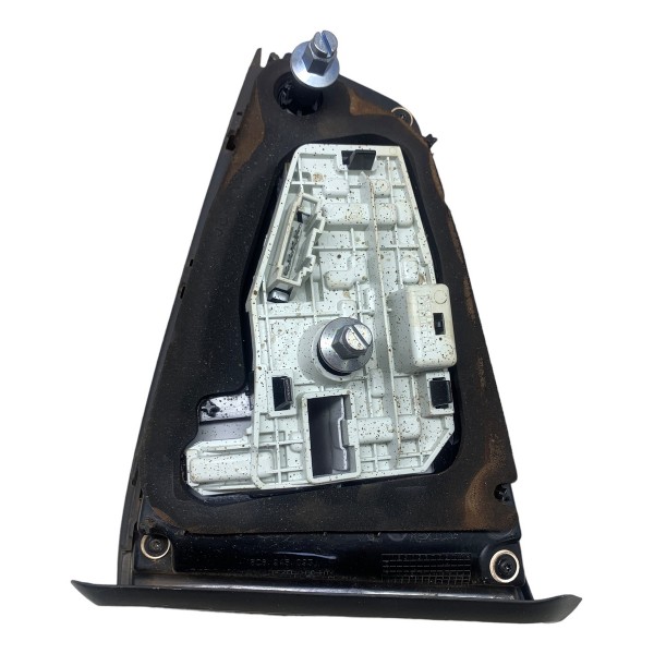 Lanterna Tampa Porta Malas Esquerda Jetta 1.4 250 Tsi 2018 Esquerdo Vermelho