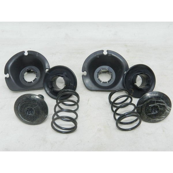 Par Guia Fixação Lateral Banco Traseiro Gm Cruze 17