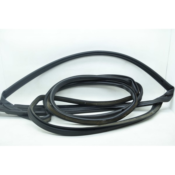 Borracha Interna Porta Traseira Esquerda Volvo Xc90 2.9 2004