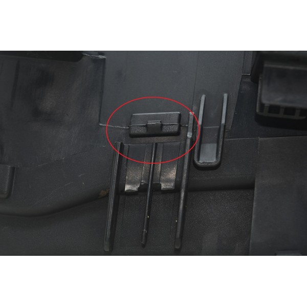 Suporte Caixa De Fusivel Motor Volvo Xc90 2.9 2004