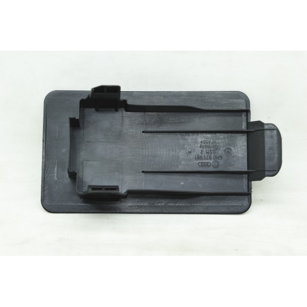 Tampa Chicote Inferior Banco Dianteiro Esquerdo Audi A6 3.0