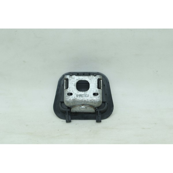 Trava Forro Porta Malas Lateral Volvo Xc90 2.9 Awd 2004