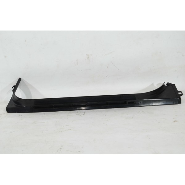 Soleira Dianteira Esquerda Volvo Xc90 2.9 2004 Descrição