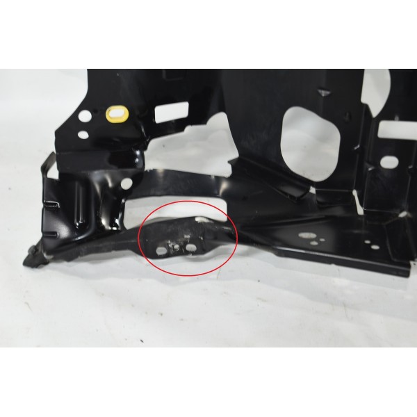 Suporte Superior Radiador Farol Volvo Xc90 2.9 2004 Descri