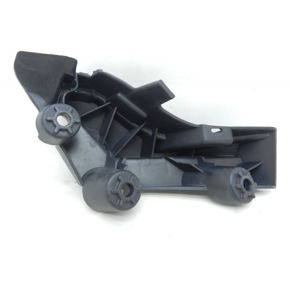 Guia Parachoque Traseiro Esquerdo Citroen Ds4 Thp 1.6 2014