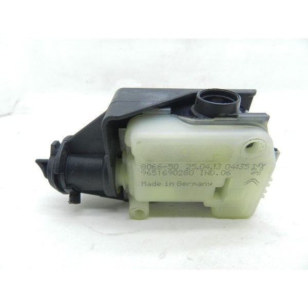 Trava Eletrica Portinhola Tanque Citroen Ds4 1.6 Thp 2014