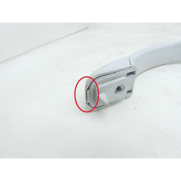 Alça Pqp Traseira Esquerda Peugeot 2008 1.6 2017 Descrição Cinza