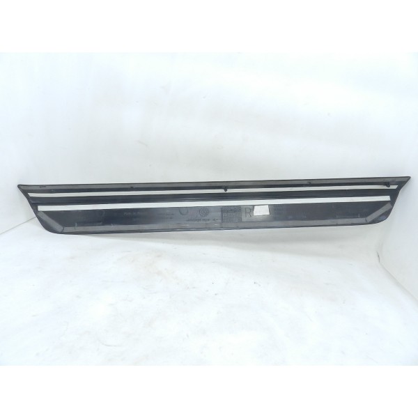 Soleira Porta Dianteira Direita Audi Q5 Tfsi 2.0 2011 Prateado