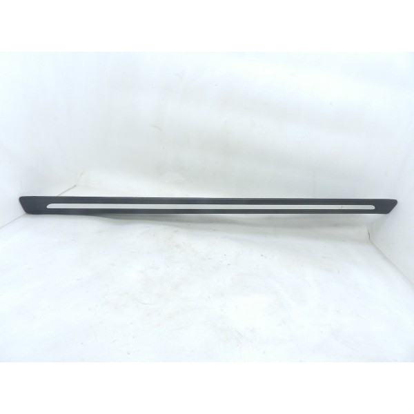 Soleira Porta Dianteira Direita Audi Q5 Tfsi 2.0 2011 Prateado