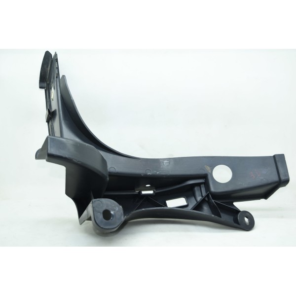 Guia Parachoque Traseiro Superior Esquerdo Peugeot 3008 1.6