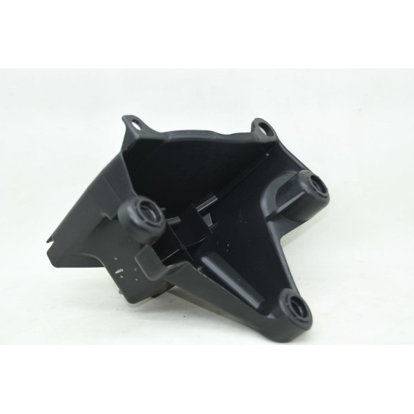 Suporte Superior Lanterna Traseira Esquerda Peugeot 3008 1.6