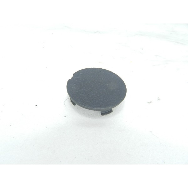 Tampa Parafuso Forro Lateral Porta Malas Peugeot 3008 2016