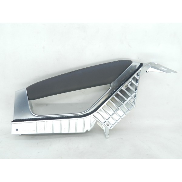 Apoio De Mao Console Central Peugeot 3008 Thp 1.6 2014 Prateado