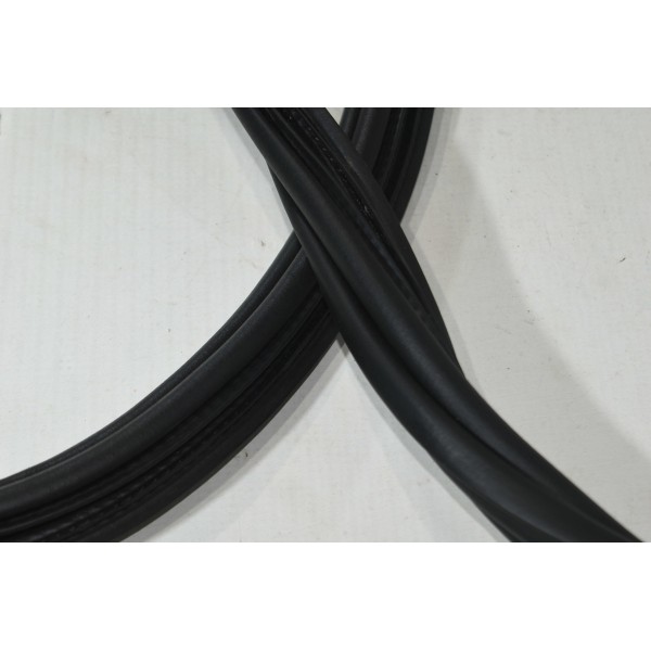 Borracha De Porta Traseira Direita Cruze Ltz 1.4 2018