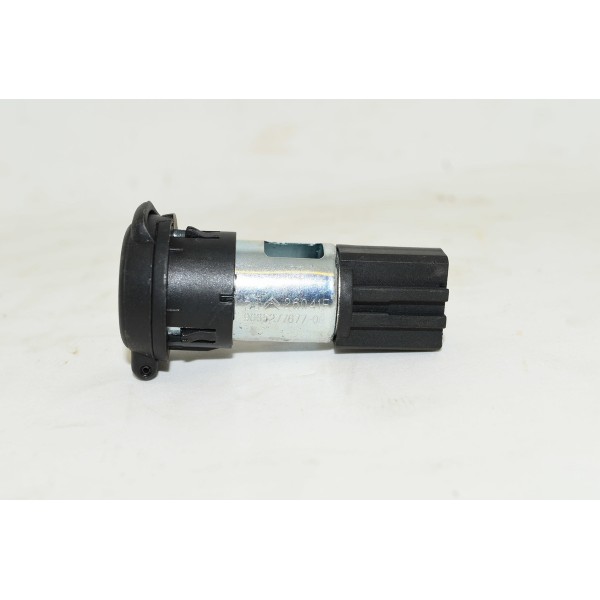 Tomada 12v Console Central Original Peugeot 3008 - 2012/17