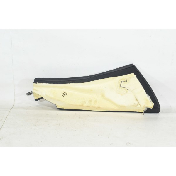 Acabamento Lateral Banco Traseiro Esquerdo Peugeot 3008 1.6