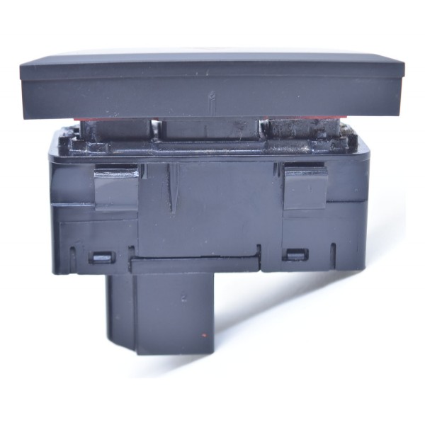 Botão Pisca Alerta Gm Tracker 1.4 Turbo 2017/18