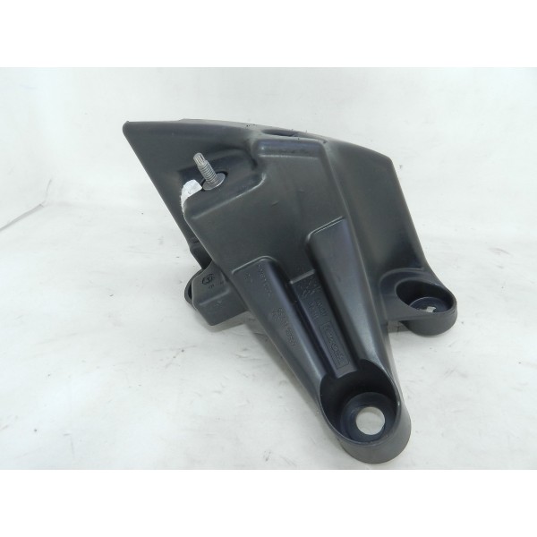 Guia Parachoque Traseira Direita Peugeot 3008 Thp 2016