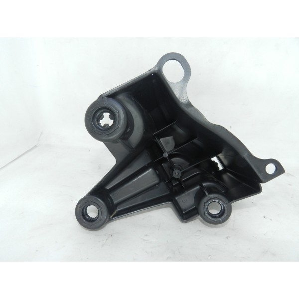 Guia Parachoque Traseira Direita Peugeot 3008 Thp 2016