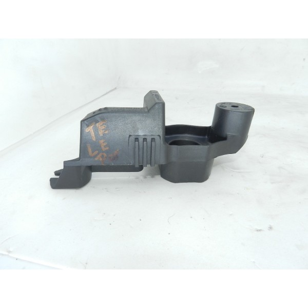 Guia Parachoque Traseira Direita Peugeot 3008 Thp 2016