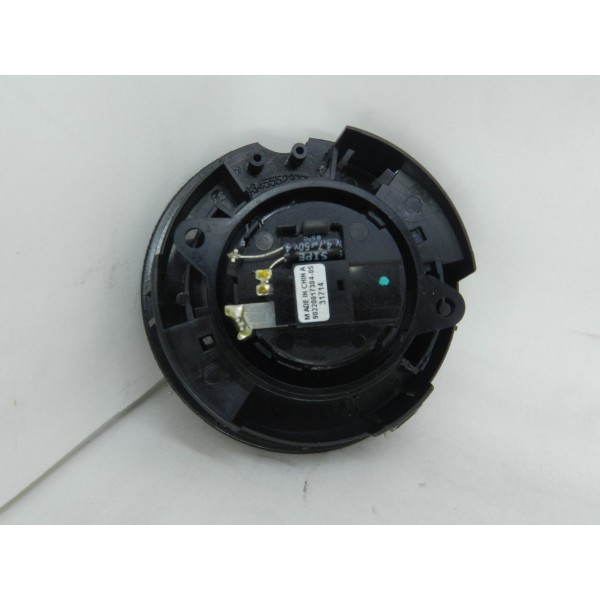 Tweeter Superior Painel Peugeot 3008 Thp 1.6 2016 Descrição Preto